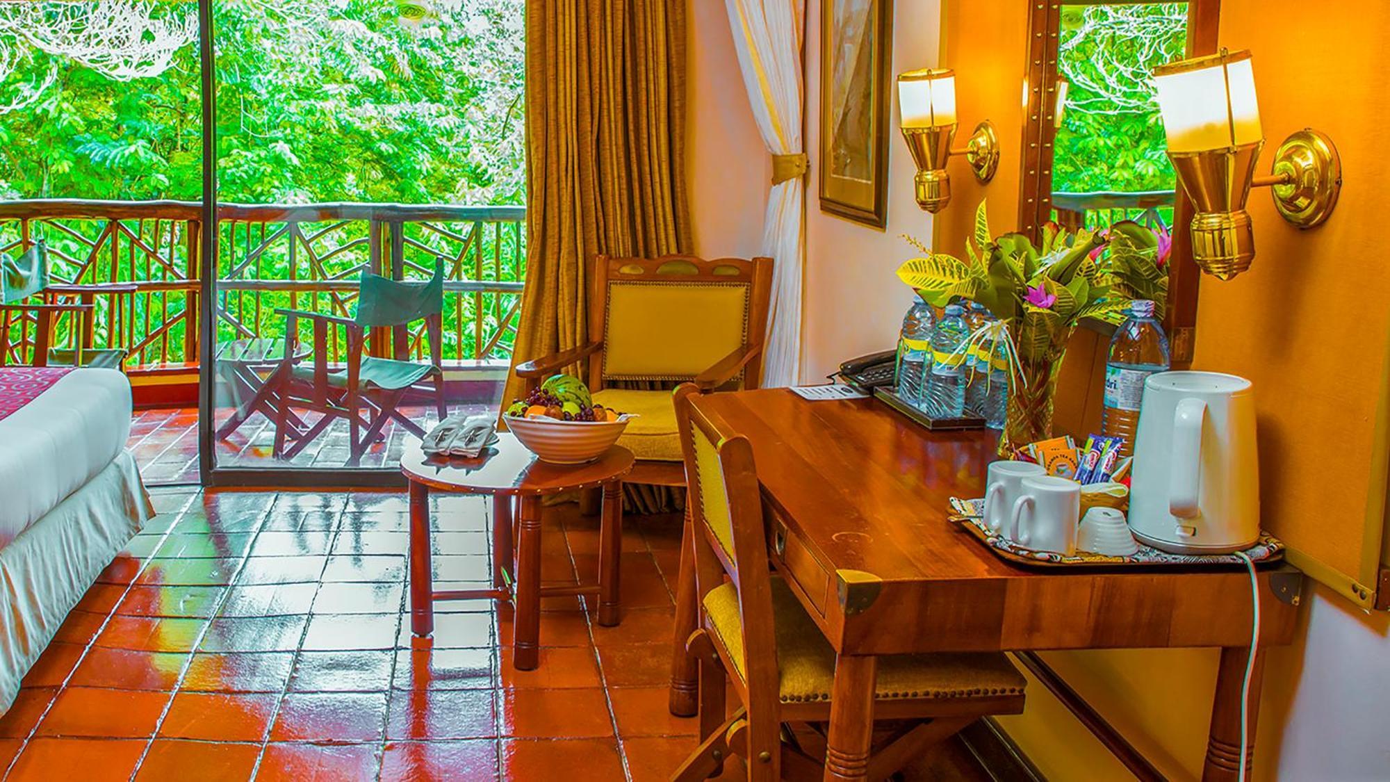Paraa Safari Lodge Buitenkant foto